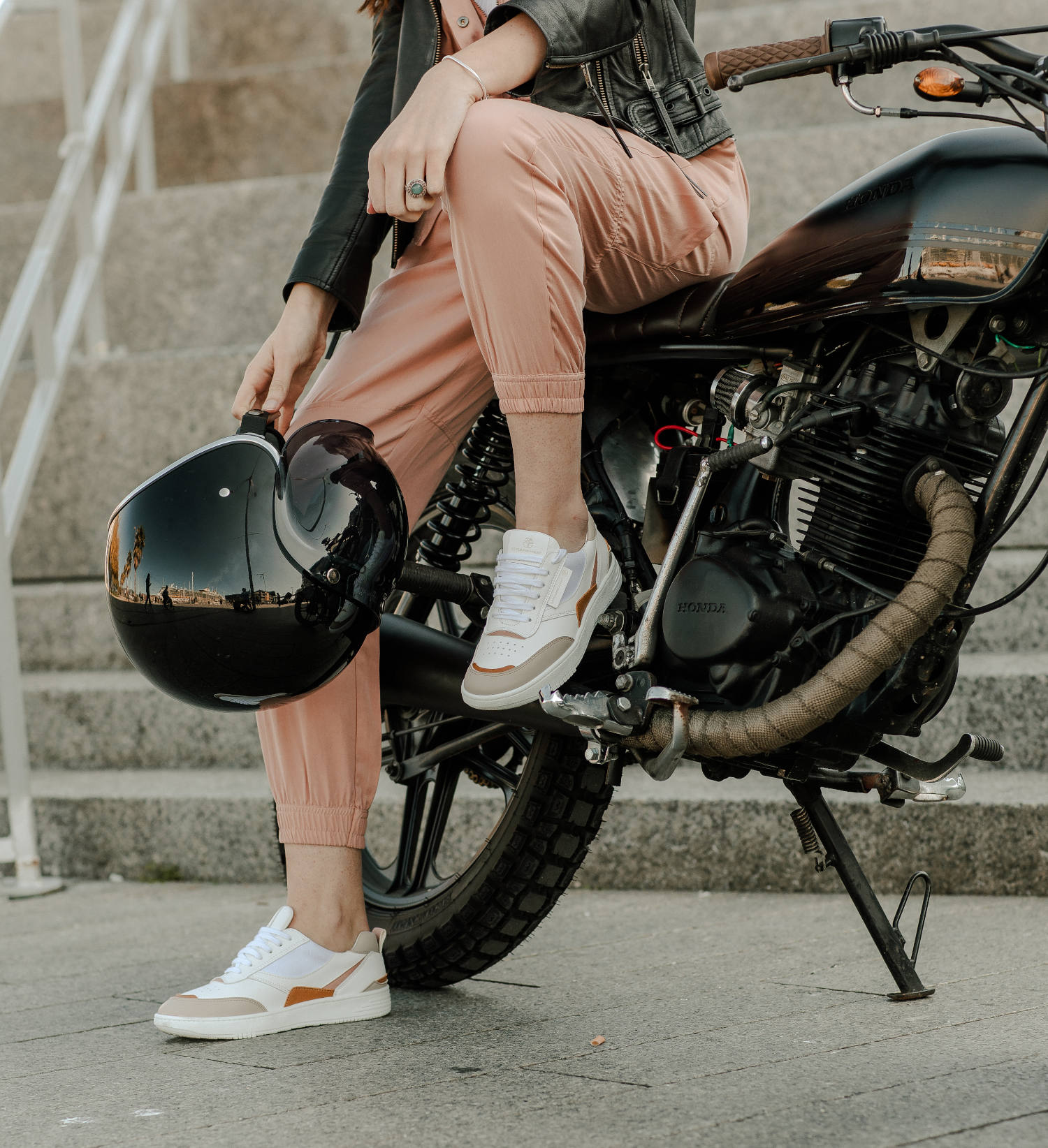 BEFLAMBOYANT - UX 68 Sand Lookbook 1