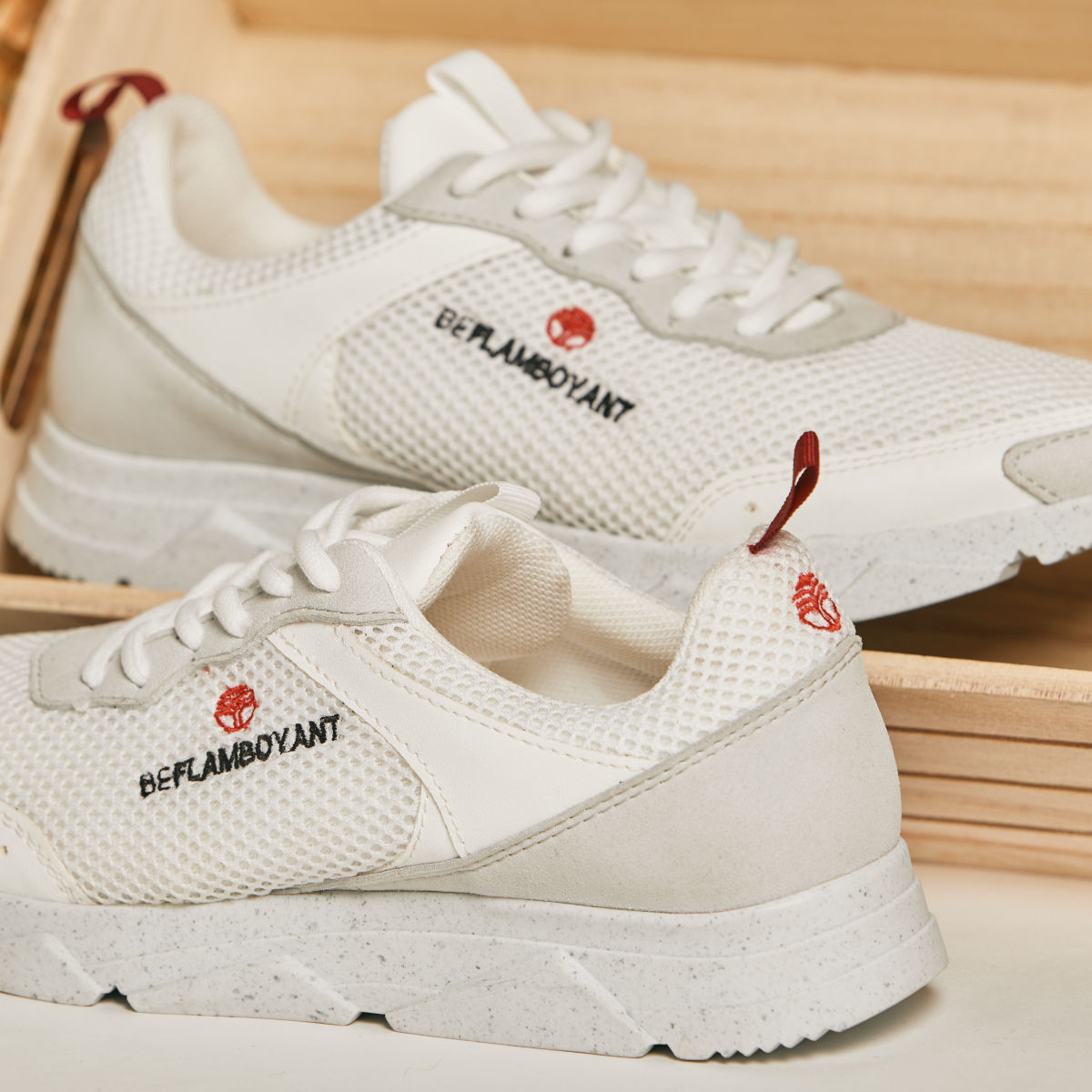 Beflamboyant Street White Vegan sneakers - recycled lining